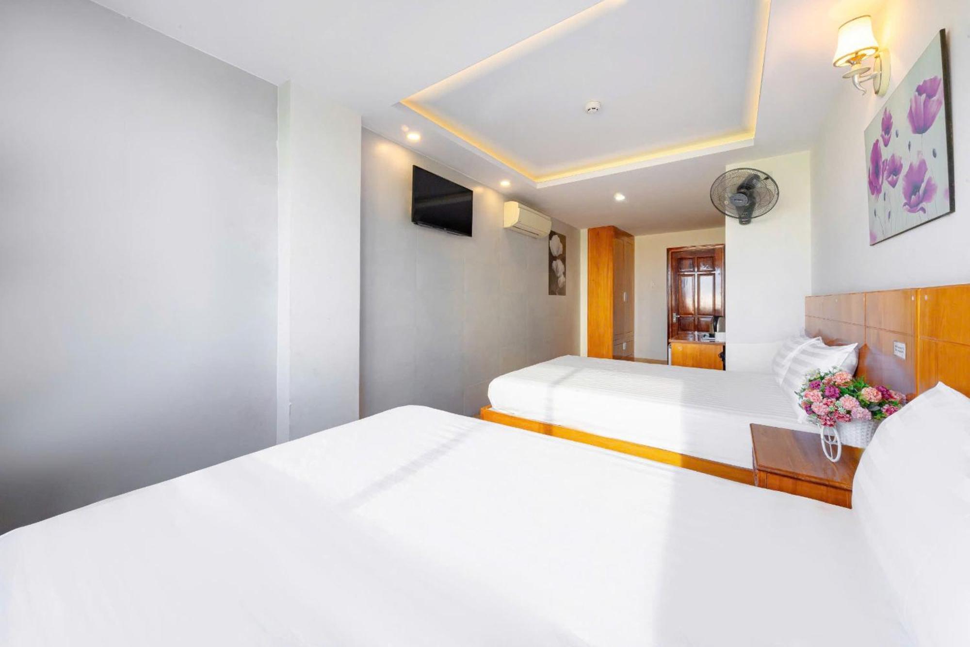 Hang Nga Hotel Nha Trang Extérieur photo