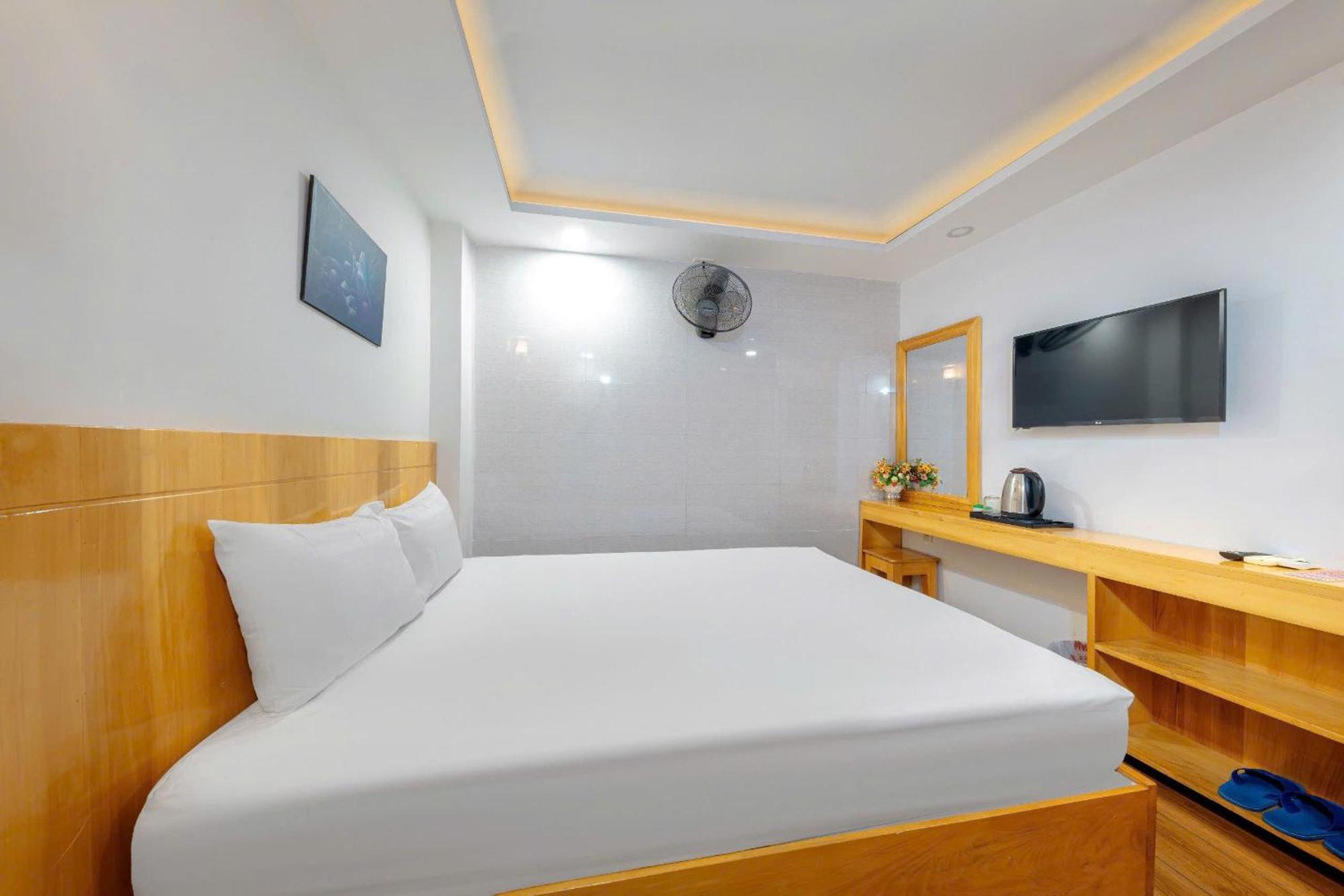 Hang Nga Hotel Nha Trang Extérieur photo